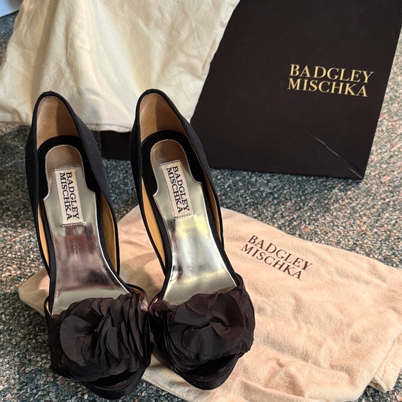 Badgley Mischka Black Heels with Floral Accent - Picture 2 of 5
